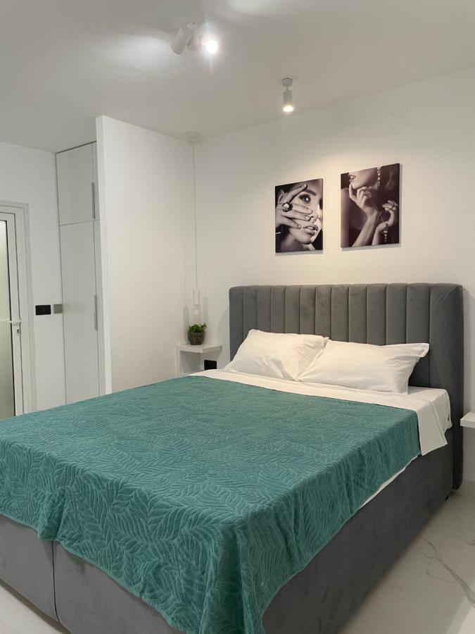 Deluxe Pool Apartment 4 Petrovac Exteriör bild